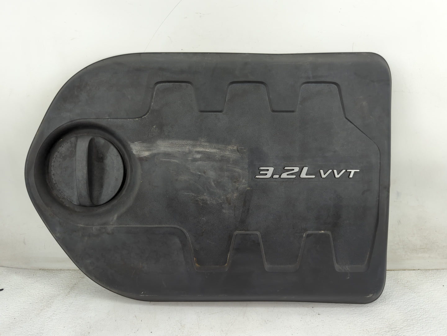 2014 Jeep Cherokee Engine Cover - Oemusedautoparts1.com