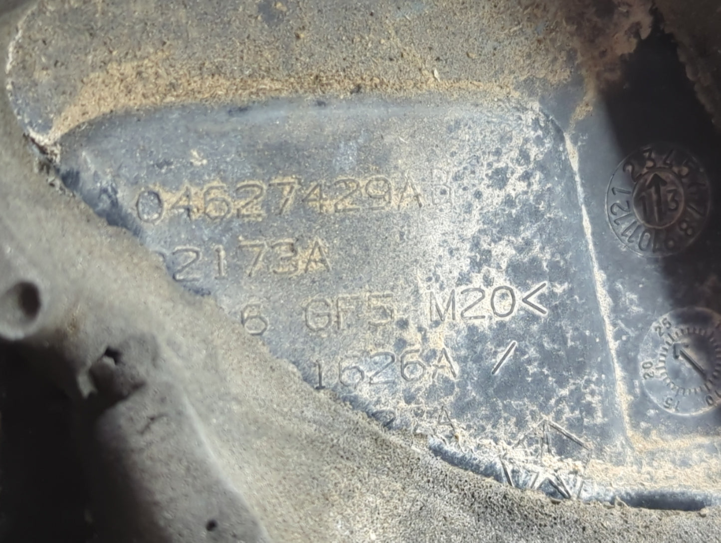 2014 Jeep Cherokee Engine Cover - Oemusedautoparts1.com