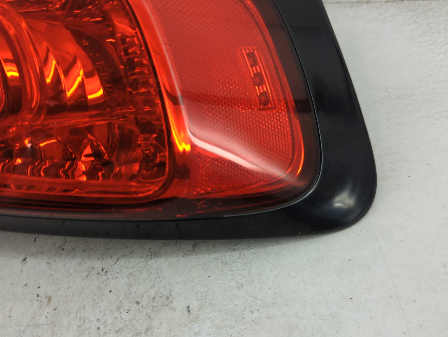 2014-2018 Jeep Cherokee Tail Light Assembly Passenger Right OEM P/N:68102906AD 49033 Fits Fits 2014 2015 2016 2017 2018 OEM 