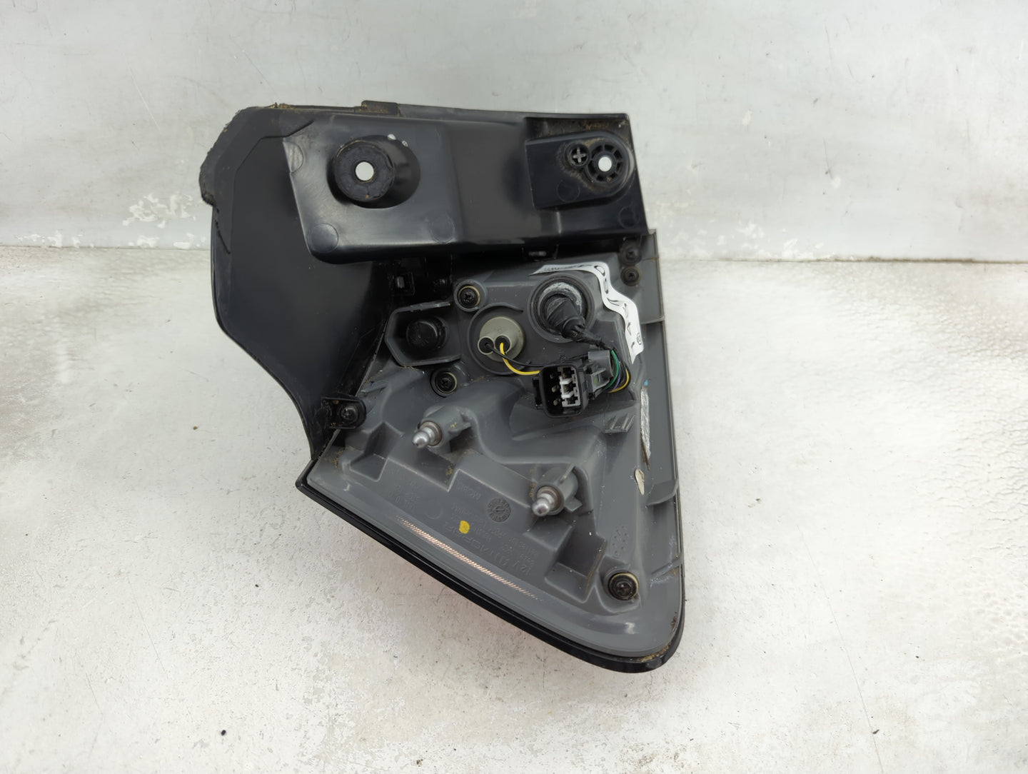 2014-2018 Jeep Cherokee Tail Light Assembly Passenger Right OEM P/N:68102906AD 49033 Fits Fits 2014 2015 2016 2017 2018 OEM 
