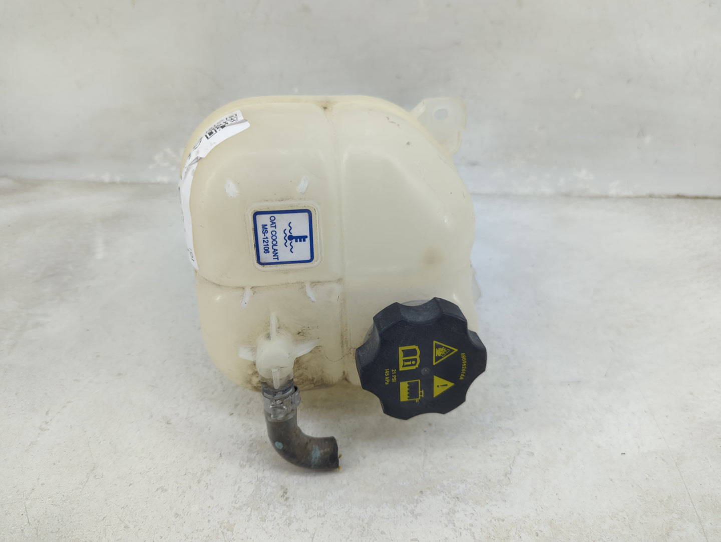 2014-2018 Jeep Cherokee Radiator Coolant Overflow Expansion Tank Bottle 1459189 - Oemusedautoparts1.com