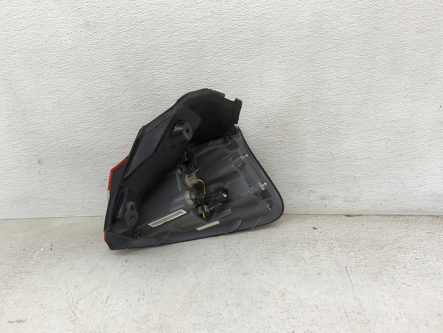 2014-2018 Jeep Cherokee Tail Light Assembly Driver Left OEM P/N:68102907AE Fits Fits 2014 2015 2016 2017 2018 OEM Used Auto 