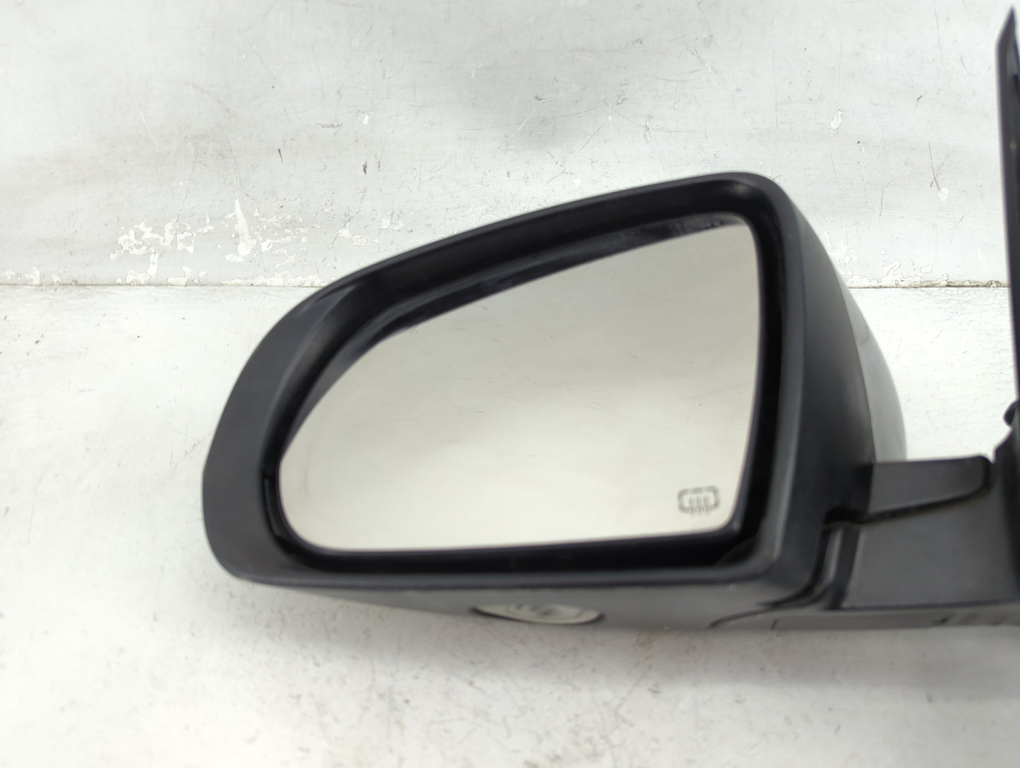 2014-2021 Jeep Cherokee Driver Side View Mirror - Left Door Mirror OEM Used - Oemusedautoparts1.com