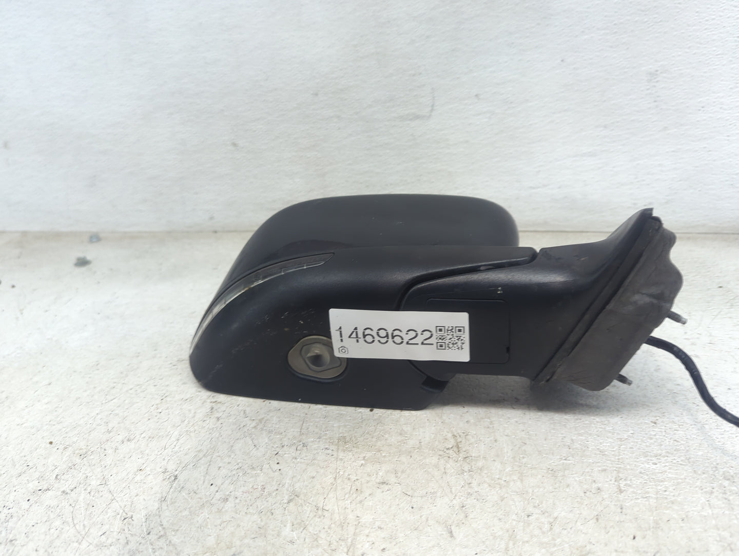 2014-2021 Jeep Cherokee Passenger Side View Mirror - Right Door Mirror OEM Used - Oemusedautoparts1.com