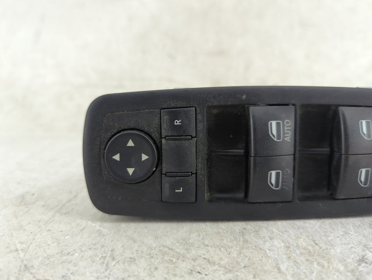 2014 Jeep Cherokee Master Power Window Switch Replacement Driver Side Left P/N:68141894AA Fits OEM Used Auto Parts - Oemused