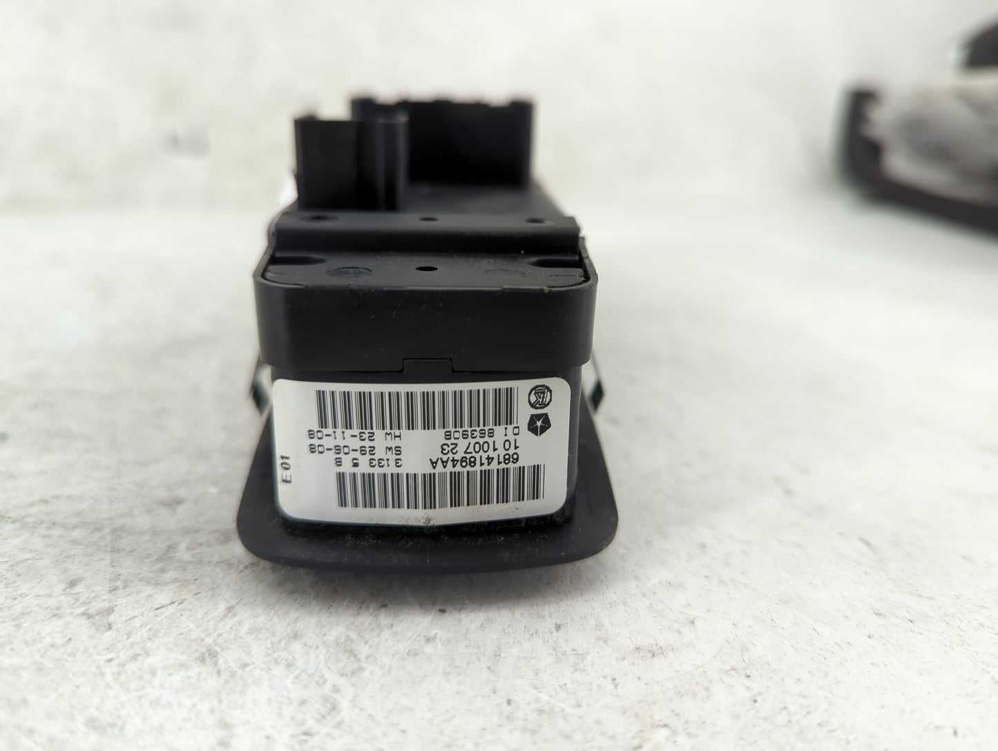 2014 Jeep Cherokee Master Power Window Switch Replacement Driver Side Left P/N:68141894AA Fits OEM Used Auto Parts - Oemused