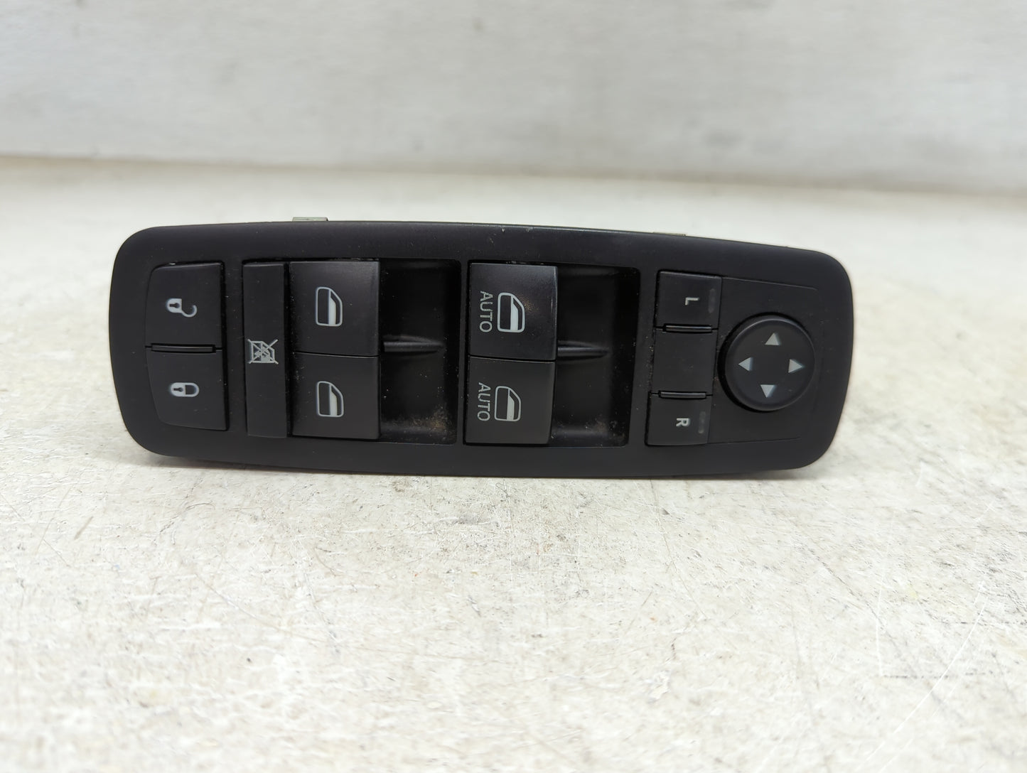 2014 Jeep Cherokee Master Power Window Switch Replacement Driver Side Left P/N:68141894AA 1010072, 863908 Fits OEM Used Auto