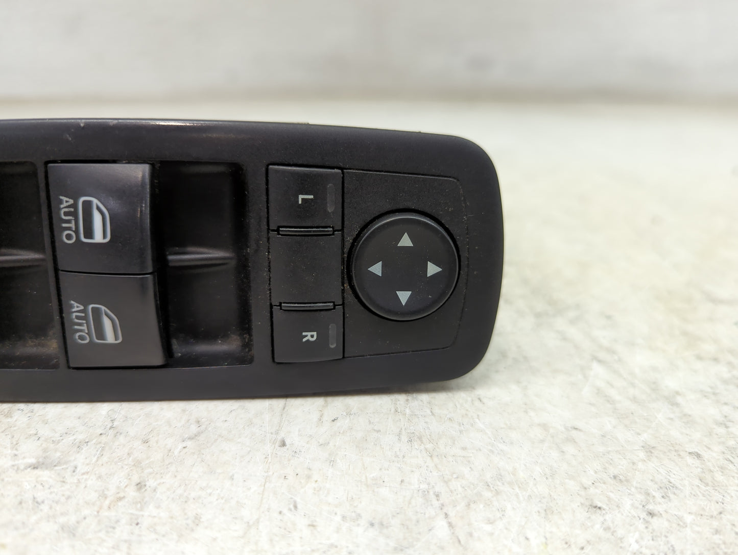 2014 Jeep Cherokee Master Power Window Switch Replacement Driver Side Left P/N:68141894AA 1010072, 863908 Fits OEM Used Auto