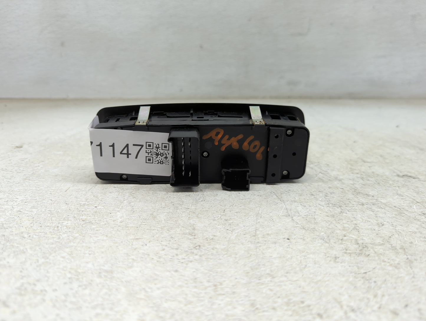 2014 Jeep Cherokee Master Power Window Switch Replacement Driver Side Left P/N:68141894AA 1010072, 863908 Fits OEM Used Auto