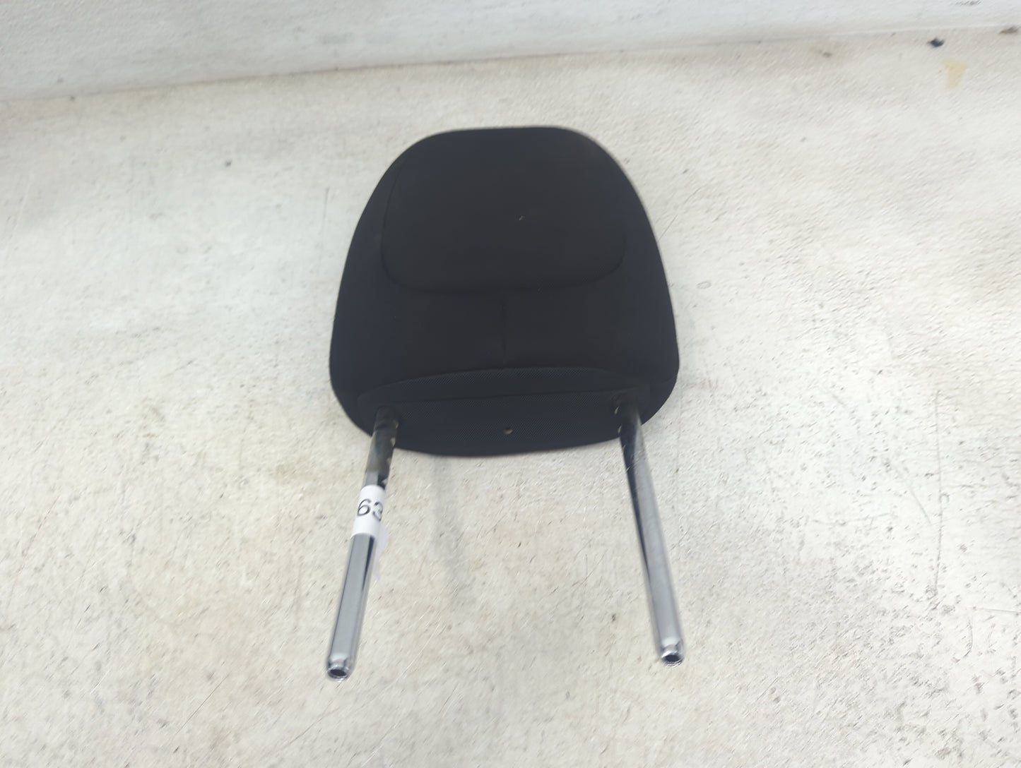 2014 Jeep Cherokee Headrest Head Rest Front Driver Seat Black 1472637 - Oemusedautoparts1.com
