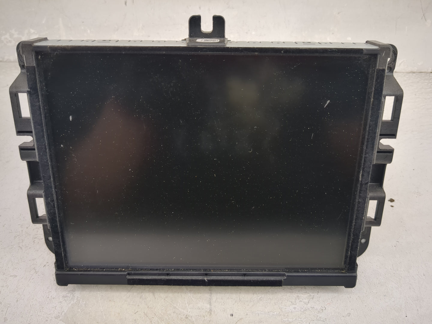 2014 Jeep Cherokee Radio AM FM Cd Player Receiver Replacement P/N:T00BE220372245 68224531AD Fits OEM Used Auto Parts - Oemus