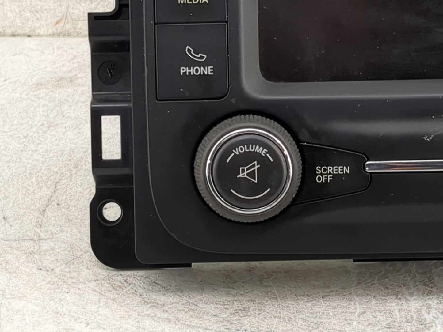 2014 Jeep Cherokee Radio AM FM Cd Player Receiver Replacement P/N:P05091551AD Fits OEM Used Auto Parts - Oemusedautoparts1.c
