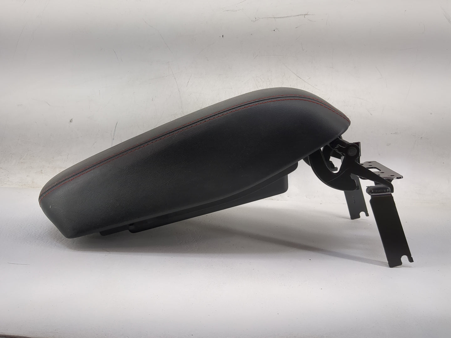 2014 Jeep Cherokee Center Console Armrest Cover Lid Fits OEM Used Auto Parts - Oemusedautoparts1.com