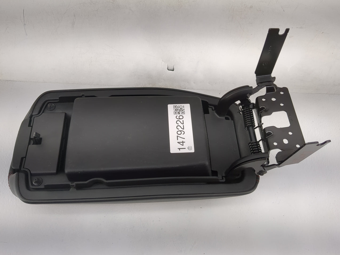 2014 Jeep Cherokee Center Console Armrest Cover Lid Fits OEM Used Auto Parts - Oemusedautoparts1.com