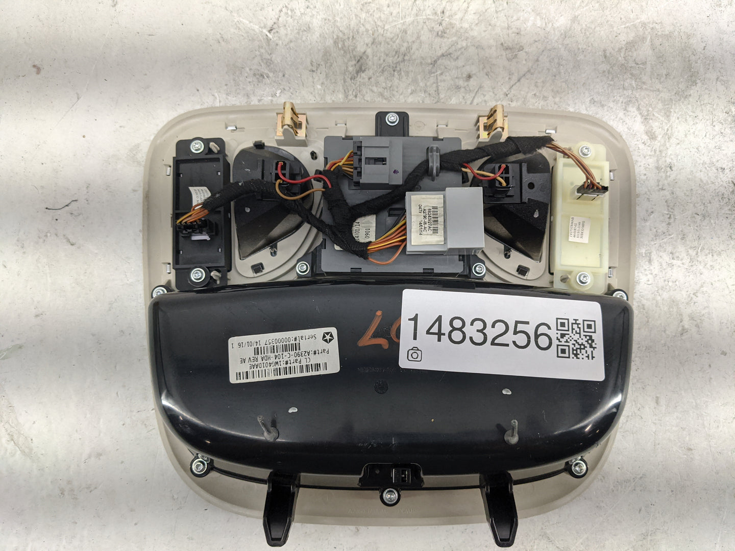 2014 Jeep Cherokee Overhead Console W/rear Climate Control Tan - Oemusedautoparts1.com