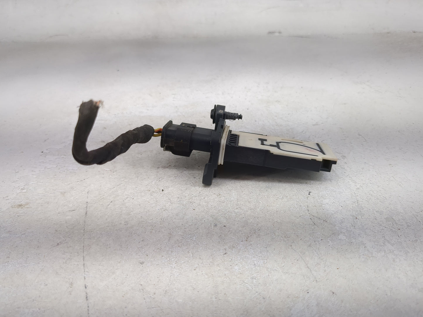 2014-2018 Jeep Cherokee Mass Air Flow Meter Maf 1486527 - Oemusedautoparts1.com