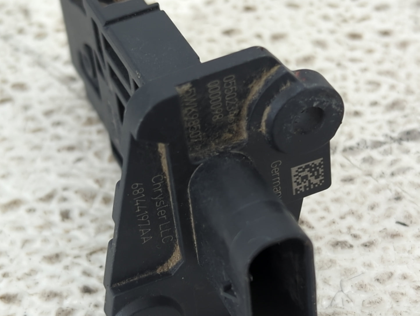 2014-2018 Jeep Cherokee Mass Air Flow Meter Maf 1487521 - Oemusedautoparts1.com