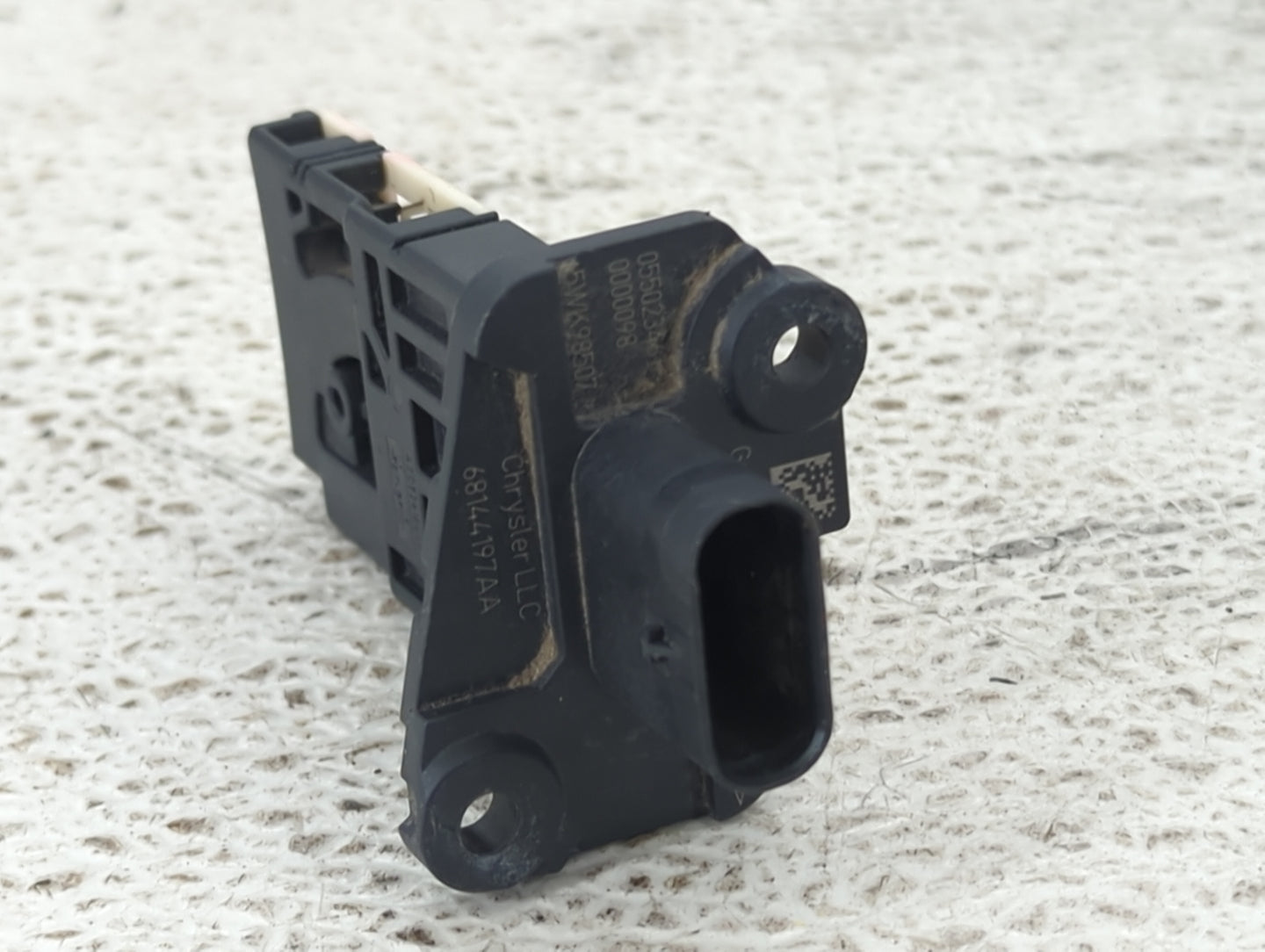 2014-2018 Jeep Cherokee Mass Air Flow Meter Maf 1487521 - Oemusedautoparts1.com