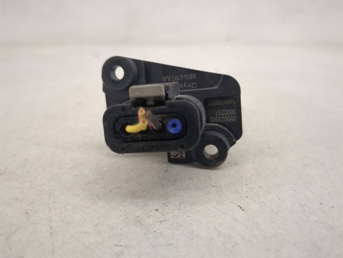 2014-2018 Jeep Cherokee Mass Air Flow Meter Maf 1488683 - Oemusedautoparts1.com
