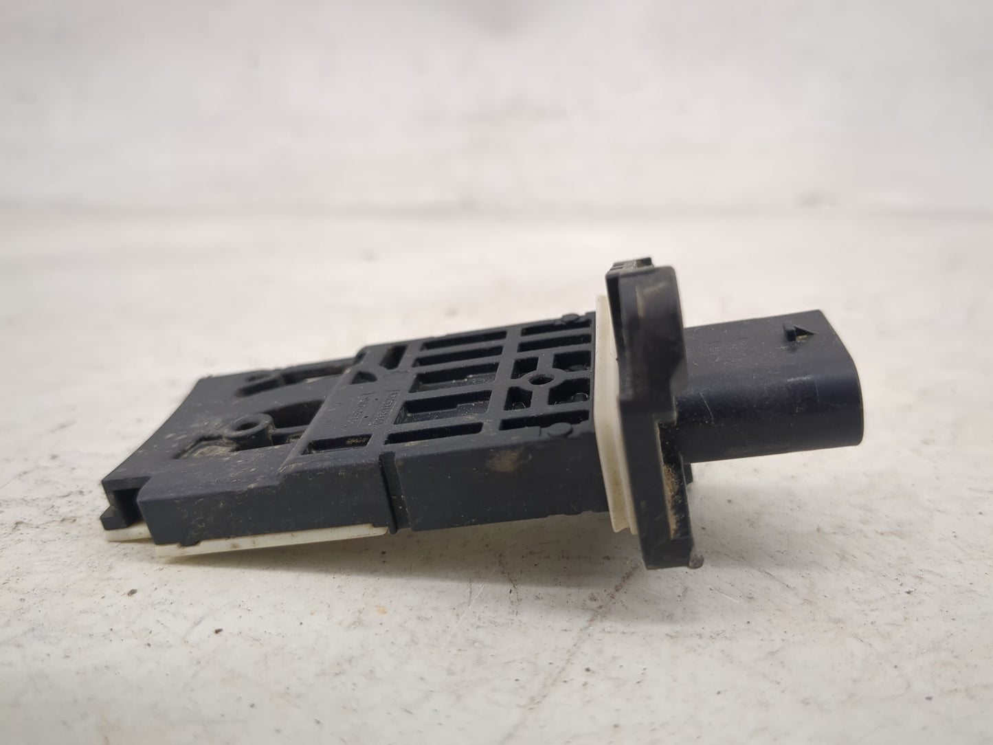 2014-2018 Jeep Cherokee Mass Air Flow Meter Maf 1489736 - Oemusedautoparts1.com