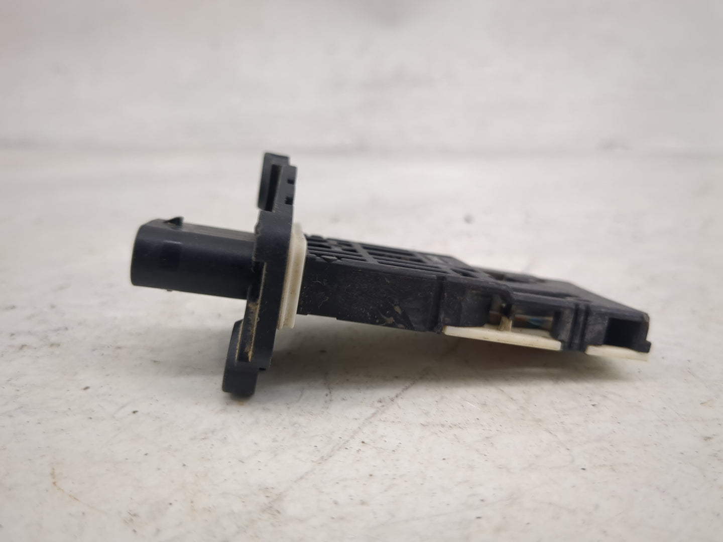 2014-2018 Jeep Cherokee Mass Air Flow Meter Maf 1489736 - Oemusedautoparts1.com