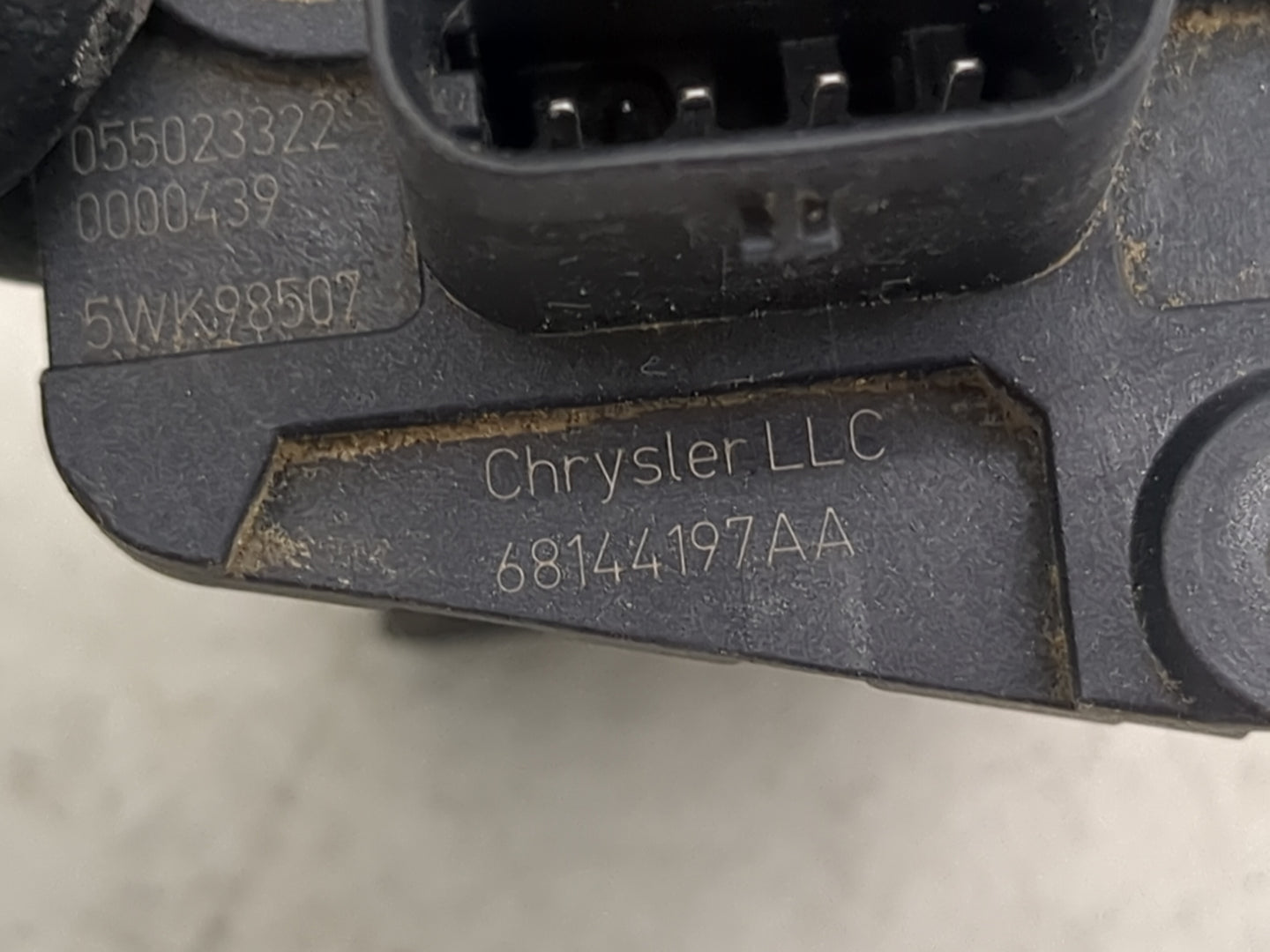 2014-2018 Jeep Cherokee Mass Air Flow Meter Maf 1489736 - Oemusedautoparts1.com