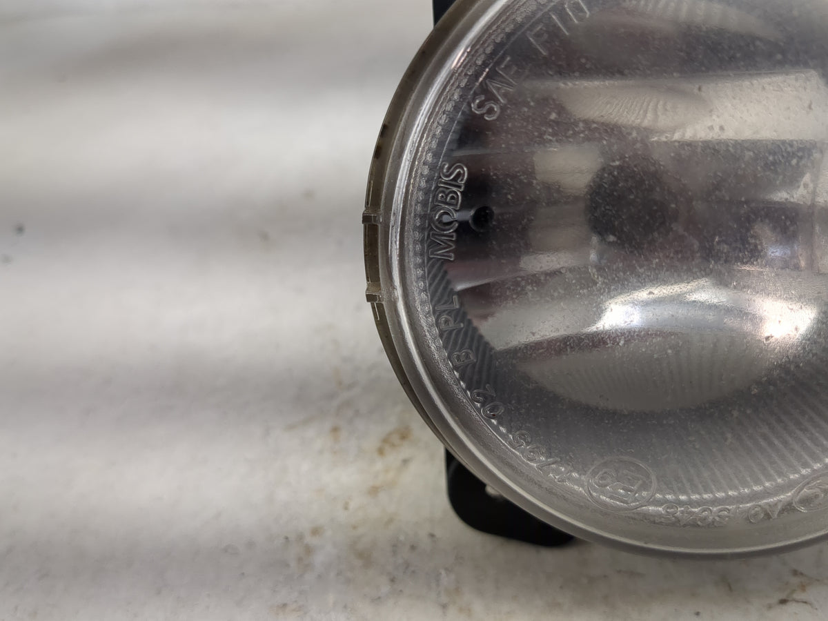 2014-2018 Jeep Cherokee Driver Left Oem Fog Light Lamp Black 1492538 - Oemusedautoparts1.com