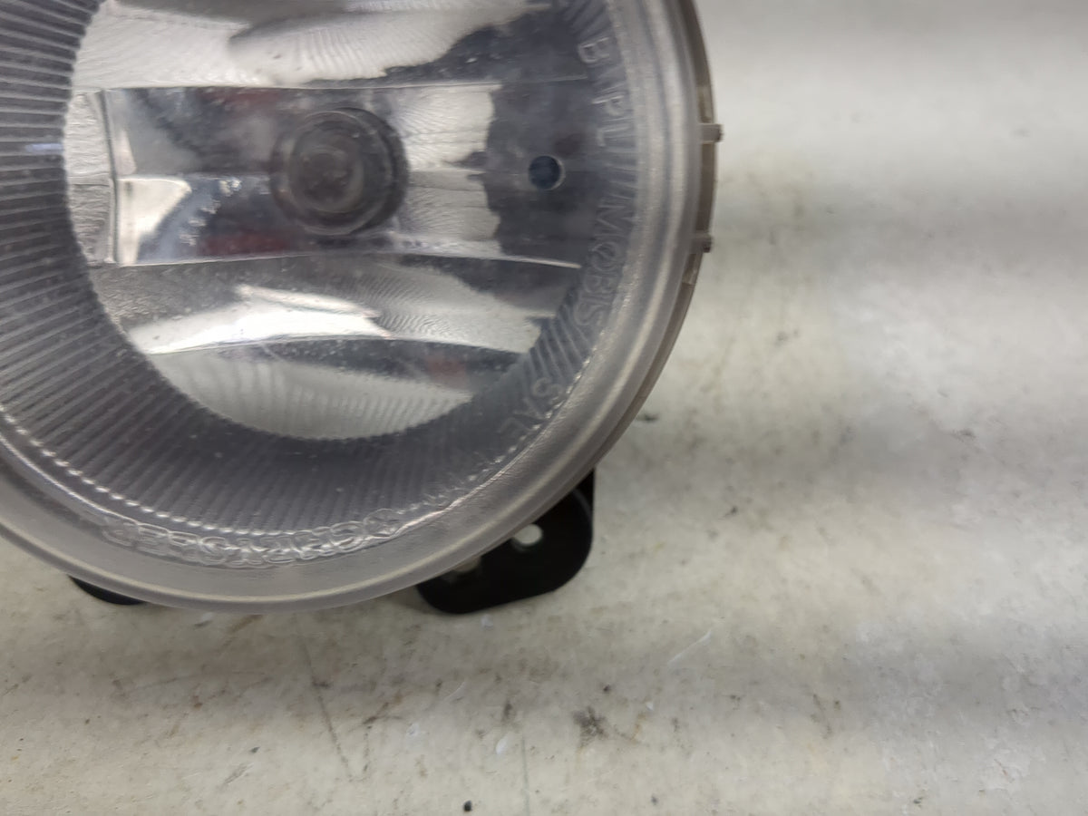 2014-2018 Jeep Cherokee Passenger Right Oem Fog Light Lamp Black 1494211 - Oemusedautoparts1.com
