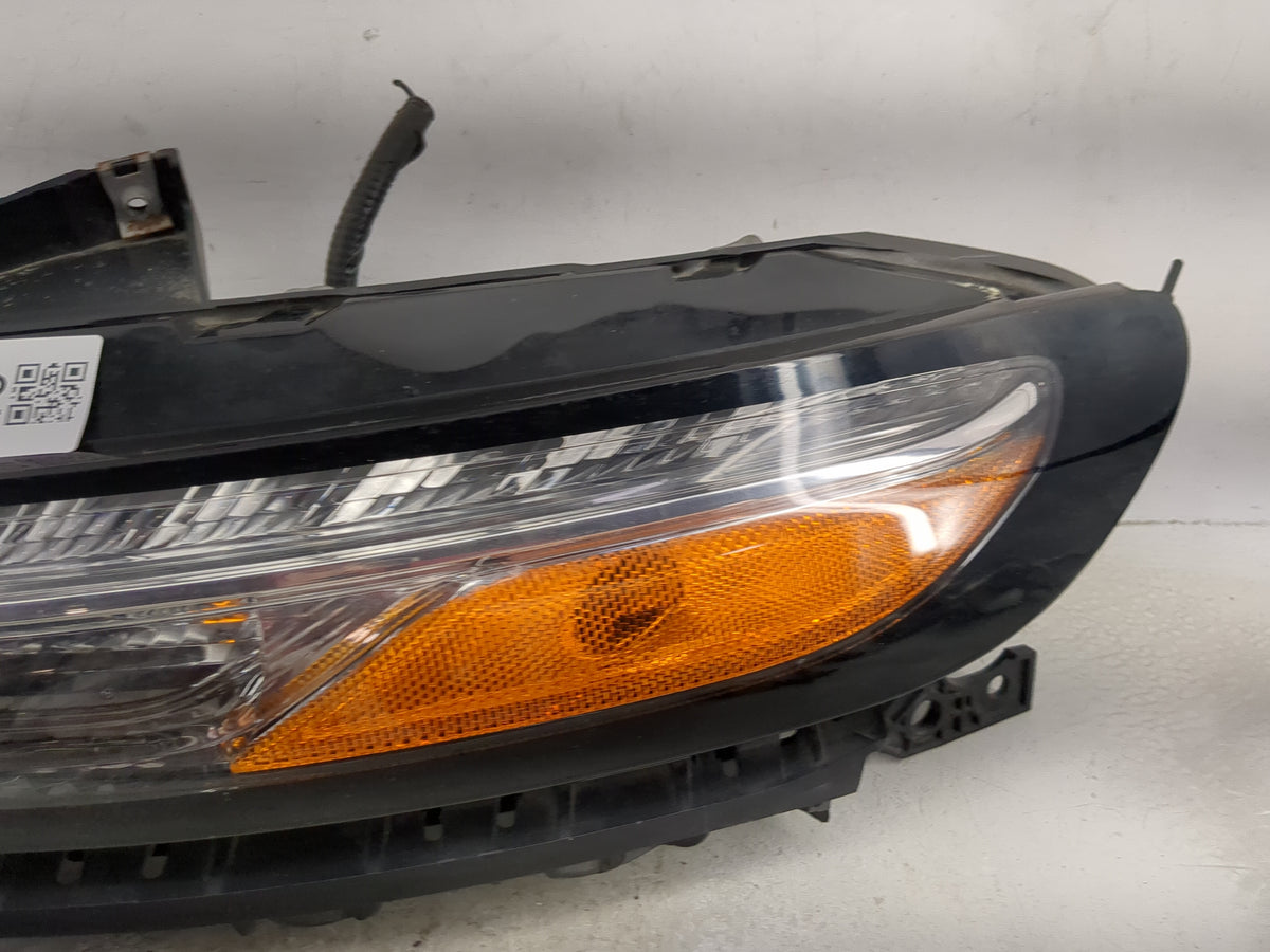 2014-2018 Jeep Cherokee Driver Left Oem Head Light Headlight Lamp Black - Oemusedautoparts1.com