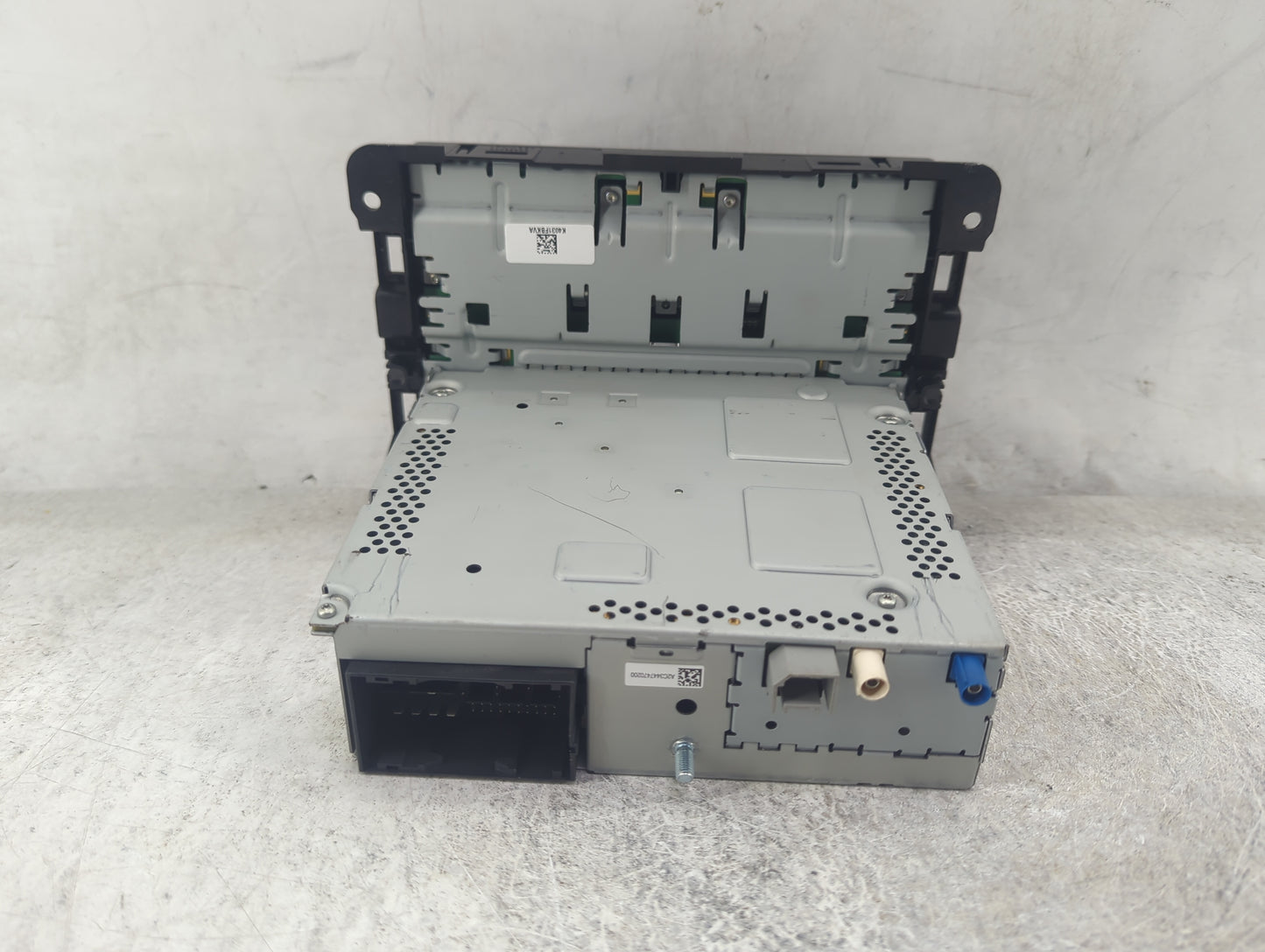 2014 Jeep Cherokee Radio AM FM Cd Player Receiver Replacement P/N:P05091551AE Fits OEM Used Auto Parts - Oemusedautoparts1.c