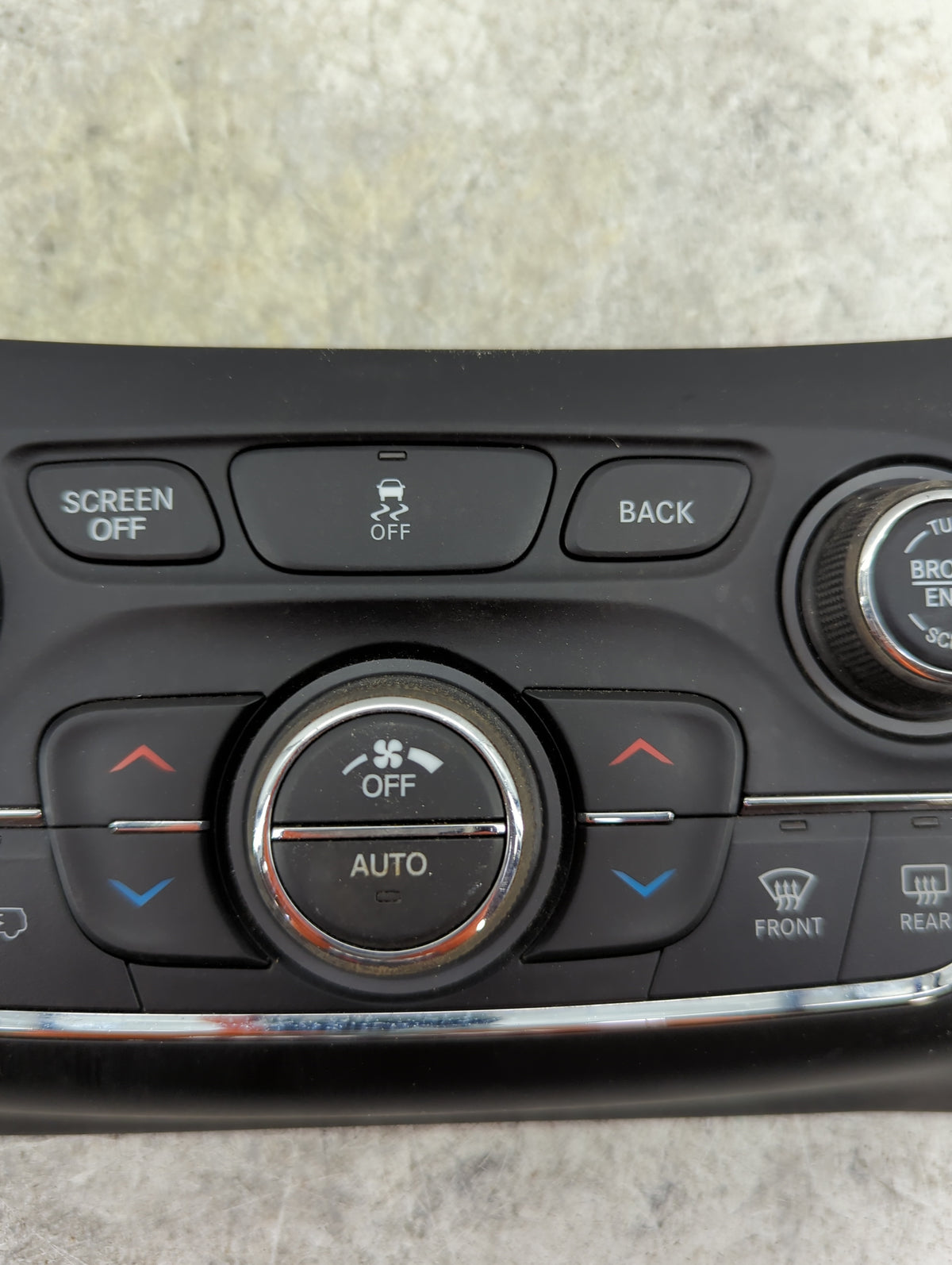 2014 Jeep Cherokee Climate Control Module Temperature AC/Heater Replacement P/N:05091436AG 15961101 Fits OEM Used Auto Parts