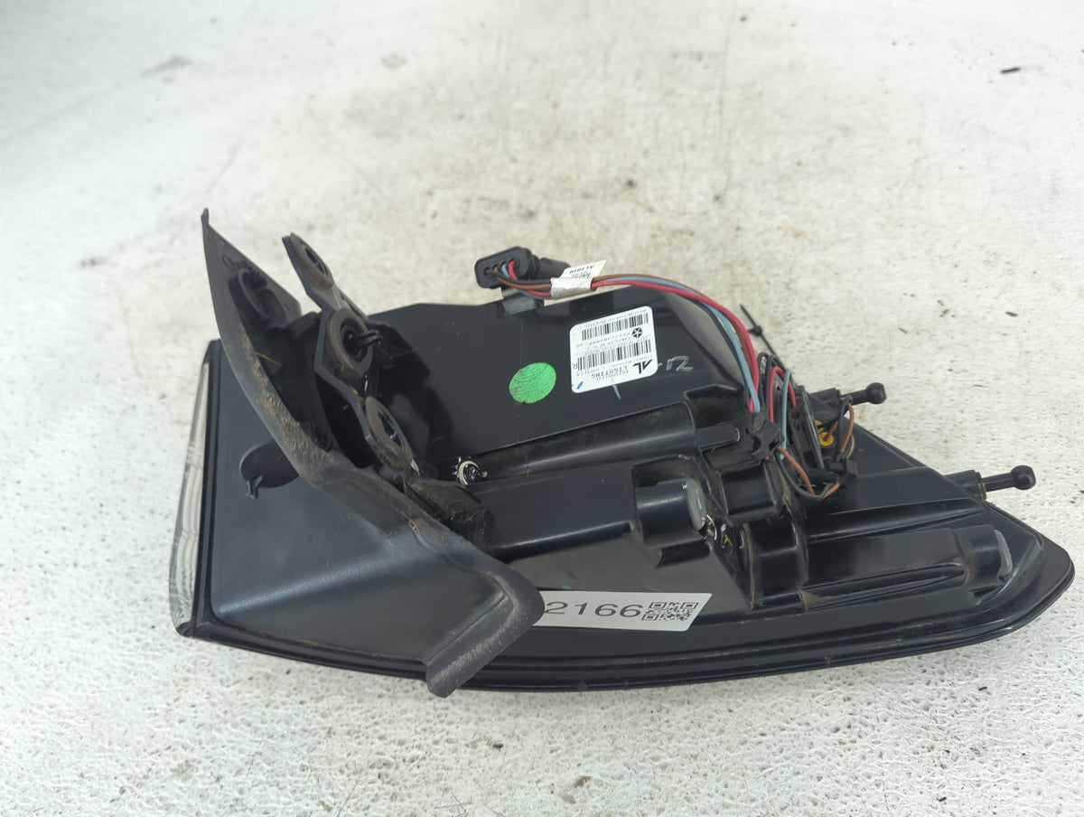 2014-2018 Jeep Cherokee Tail Light Assembly Driver Left OEM P/N:68102907AB P55112833AB Fits Fits 2014 2015 2016 2017 2018 OE