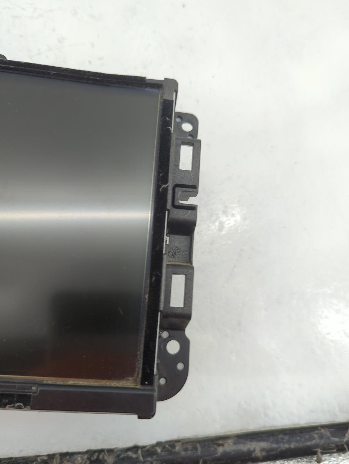 2014 Jeep Cherokee Information Radio Display Screen 1517985 - Oemusedautoparts1.com