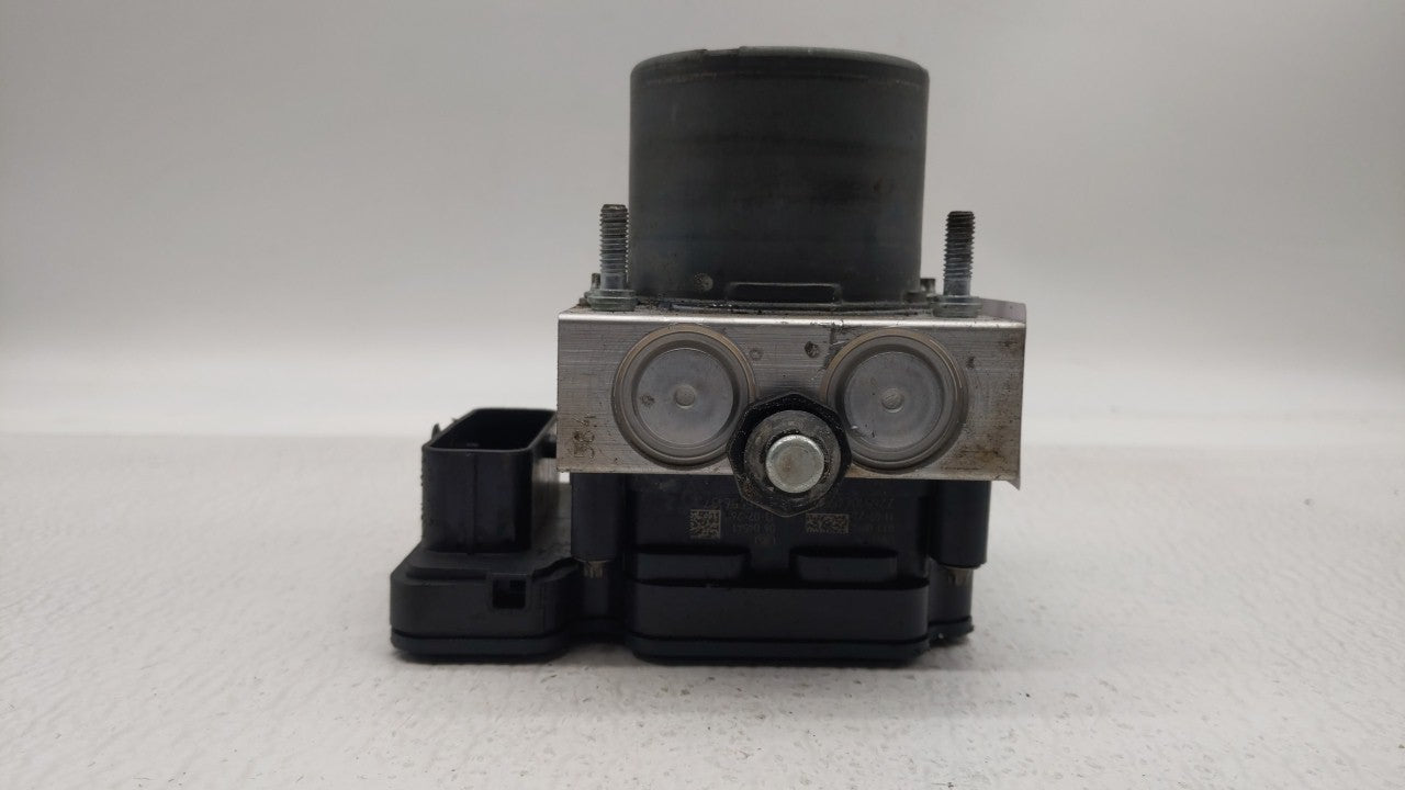 2014 Jeep Cherokee ABS Pump Control Module Replacement P/N:P04779899AG 04779899AG, P04779899AI Fits OEM Used Auto Parts - Oe