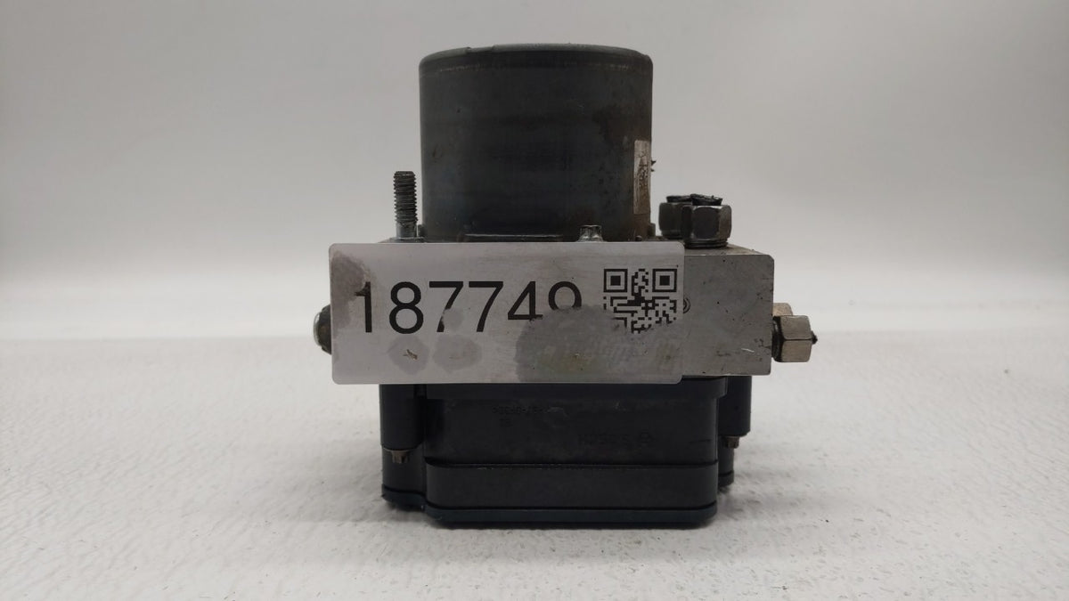 2014 Jeep Cherokee Anti-Lock Brake ABS Pump Module Actuator OEM P/N:P04779899AG 04779899AG, P04779899AI Fits OEM Used Auto P