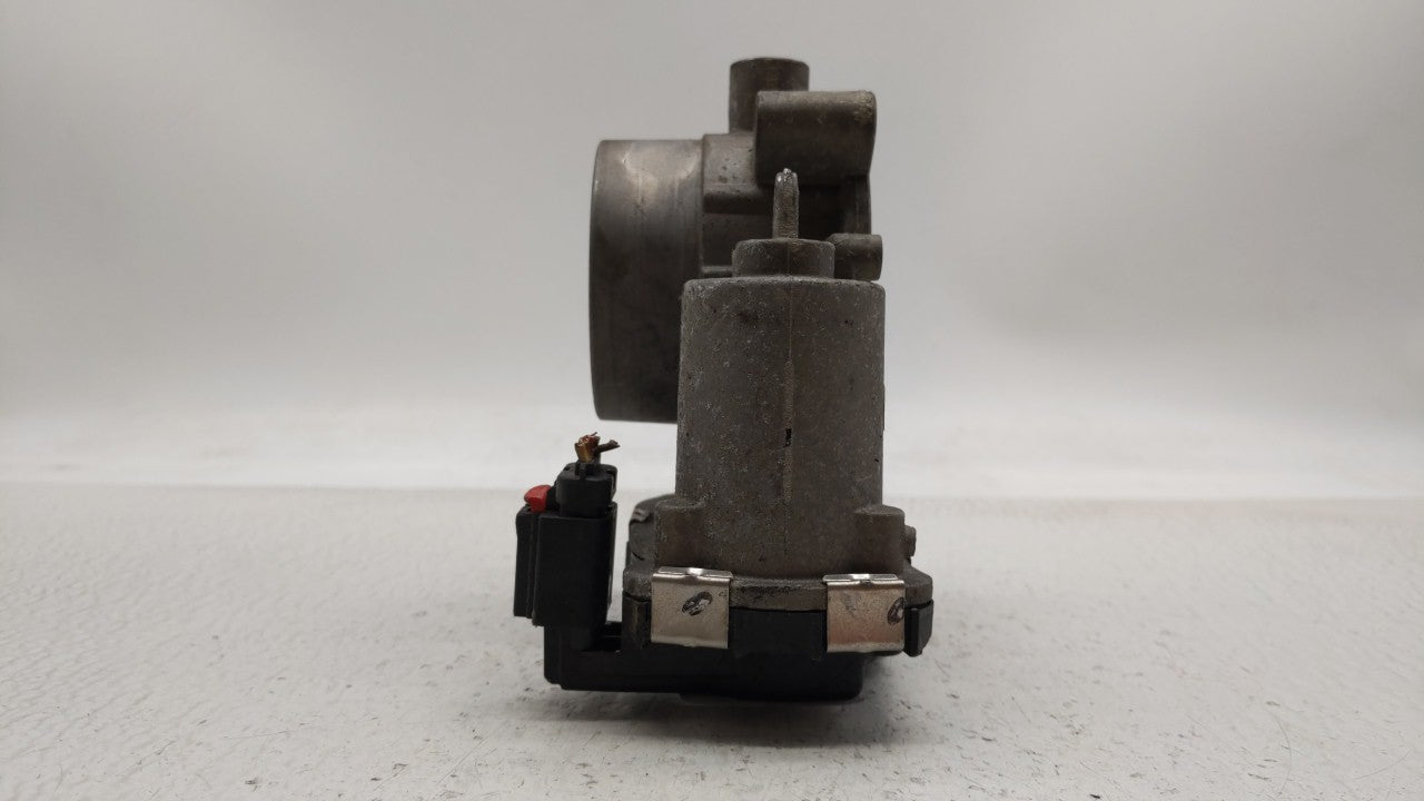 2014-2017 Jeep Cherokee Throttle Body P/N:04891970AC 04891970AB Fits Fits 2014 2015 2016 2017 2018 OEM Used Auto Parts - Oem