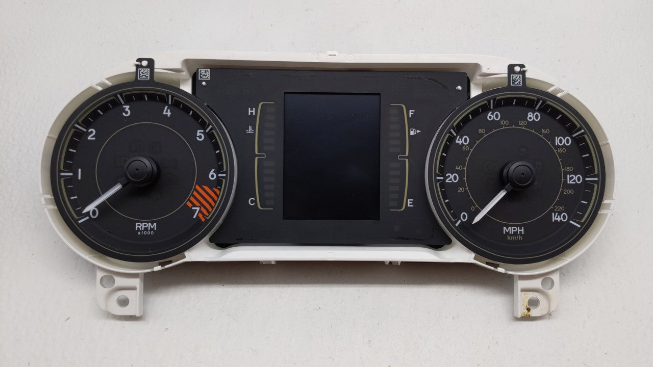 2014 Jeep Cherokee Instrument Cluster Speedometer Gauges P/N:P56054651AH P56054651AG Fits OEM Used Auto Parts - Oemusedautop