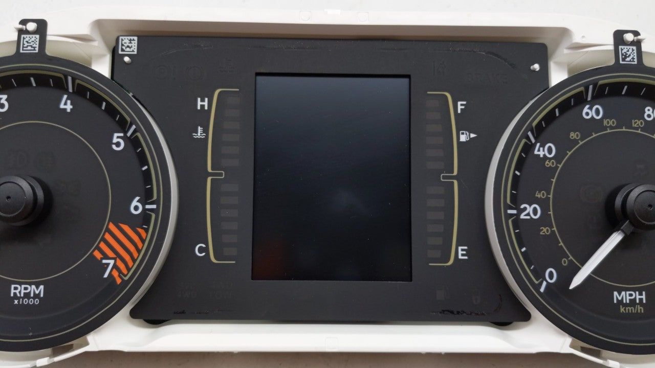 2014 Jeep Cherokee Instrument Cluster Speedometer Gauges P/N:P56054651AH P56054651AG Fits OEM Used Auto Parts - Oemusedautop