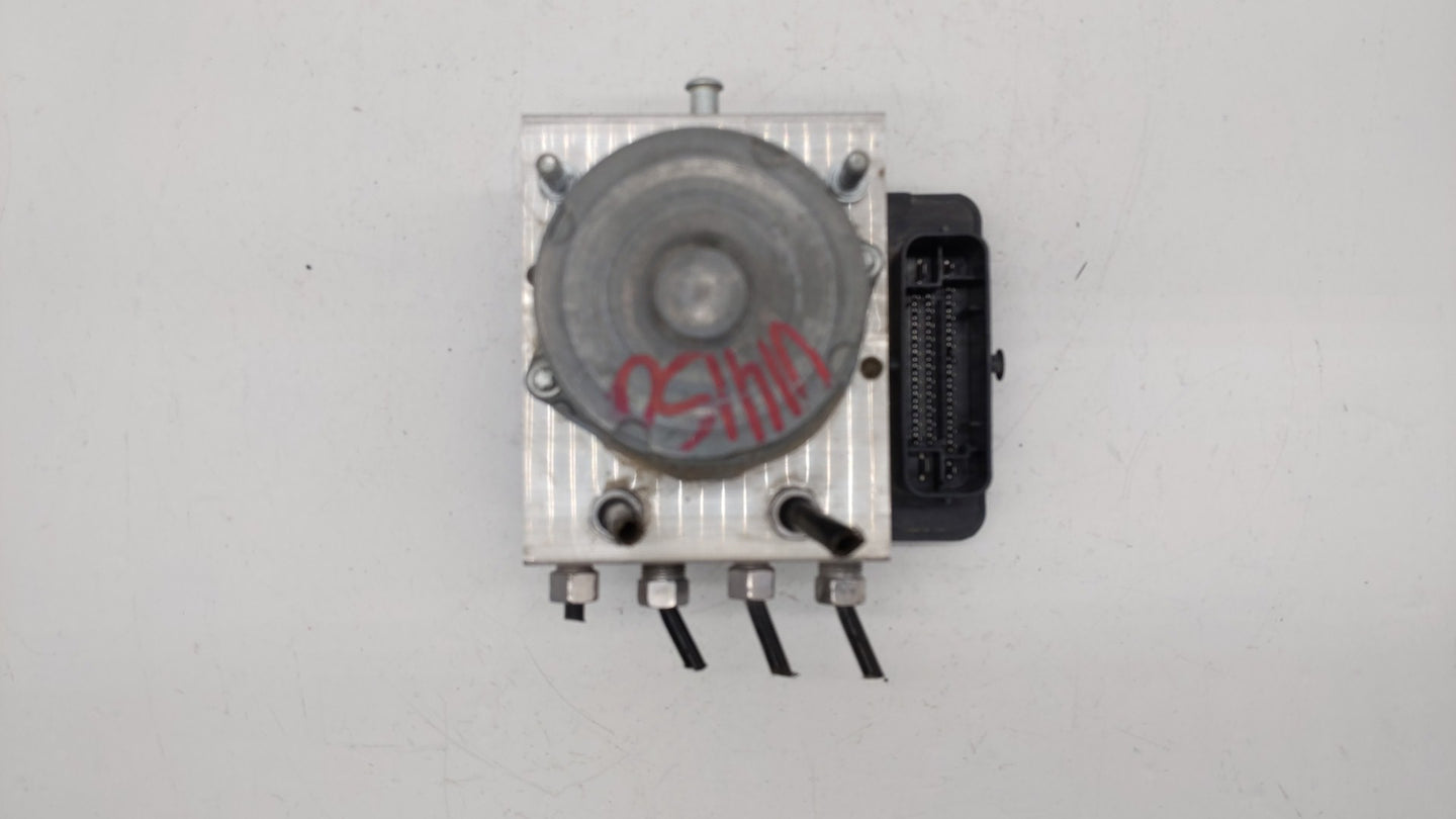2014 Jeep Cherokee ABS Pump Control Module Replacement P/N:P04779899AF P04779899AG, 04779899AG, P04779899AI Fits OEM Used Au