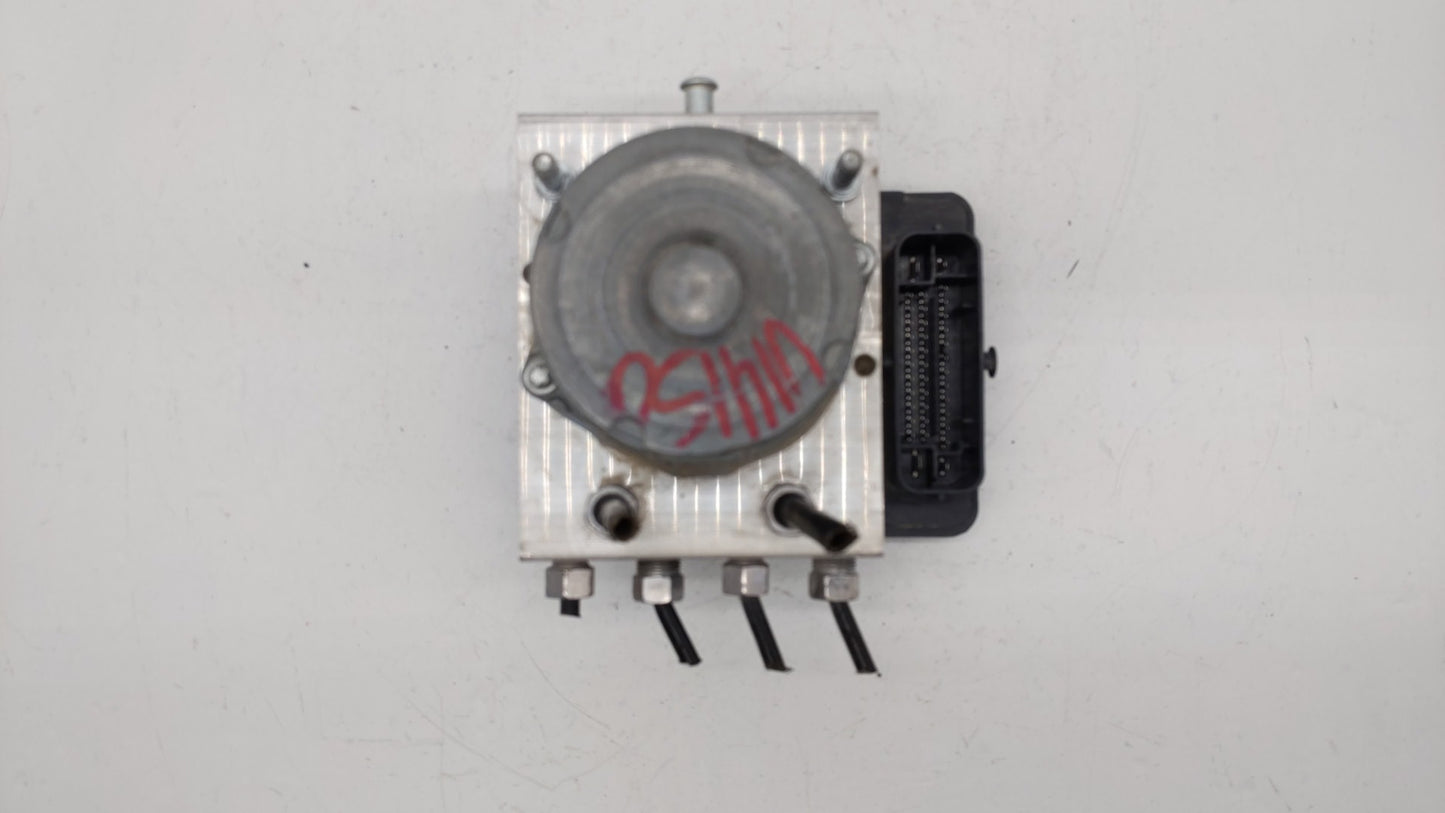 2014 Jeep Cherokee ABS Pump Control Module Replacement P/N:P04779899AF P04779899AG, 04779899AG, P04779899AI Fits OEM Used Au
