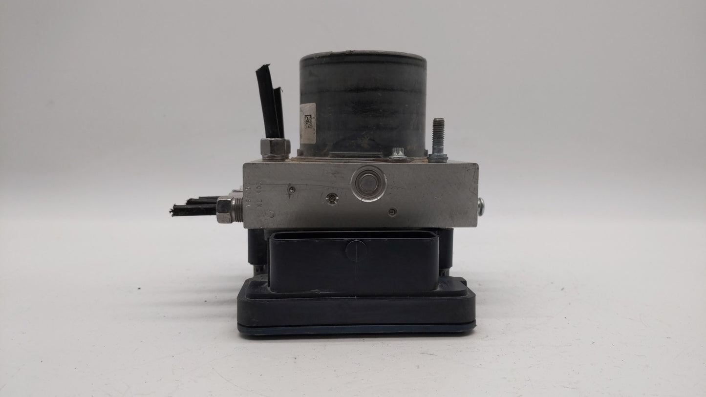 2014 Jeep Cherokee ABS Pump Control Module Replacement P/N:P04779899AF P04779899AG, 04779899AG, P04779899AI Fits OEM Used Au