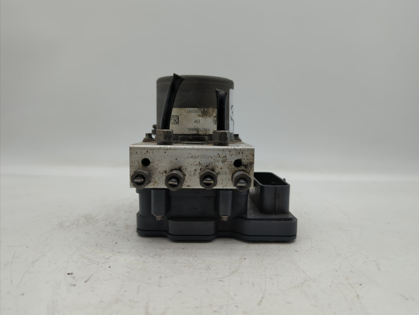 2014 Jeep Cherokee ABS Pump Control Module Replacement P/N:P04779899AF P04779899AG, 04779899AG, P04779899AI Fits OEM Used Au