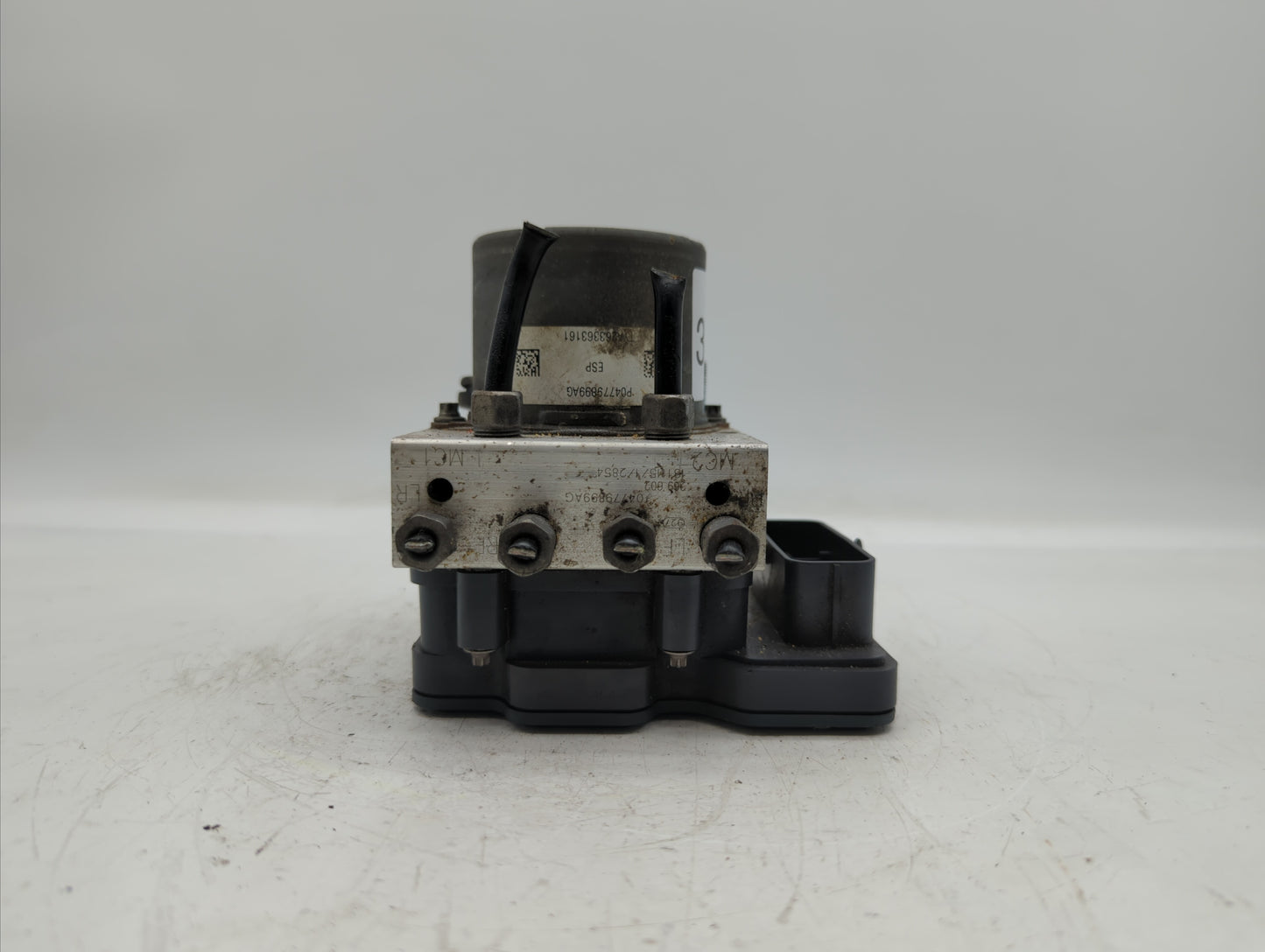 2014 Jeep Cherokee ABS Pump Control Module Replacement P/N:P04779899AF P04779899AG, 04779899AG, P04779899AI Fits OEM Used Au