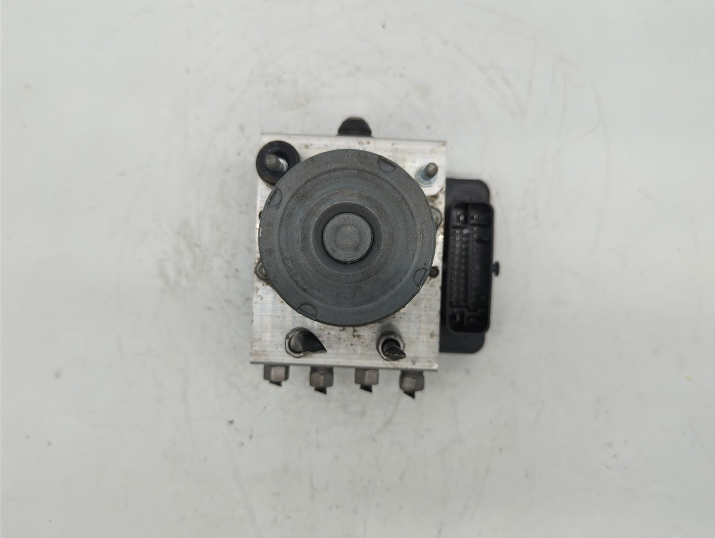2014 Jeep Cherokee ABS Pump Control Module Replacement P/N:P04779899AF P04779899AG, 04779899AG, P04779899AI Fits OEM Used Au