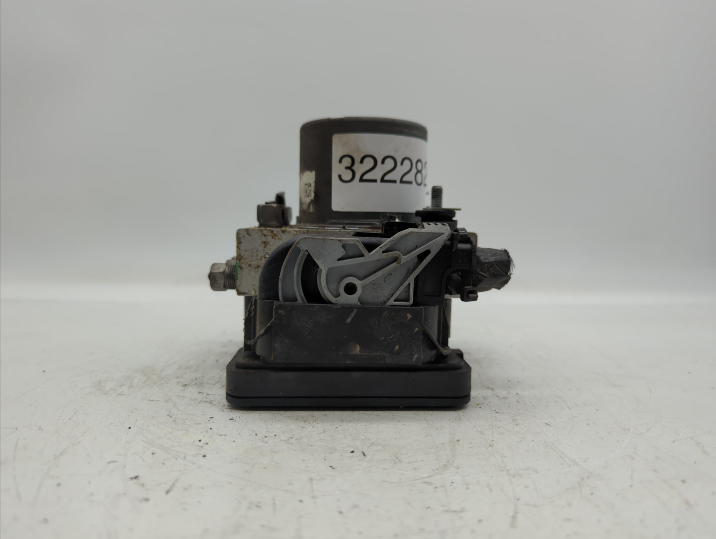2014 Jeep Cherokee ABS Pump Control Module Replacement P/N:P04779899AF P04779899AG, 04779899AG, P04779899AI Fits OEM Used Au