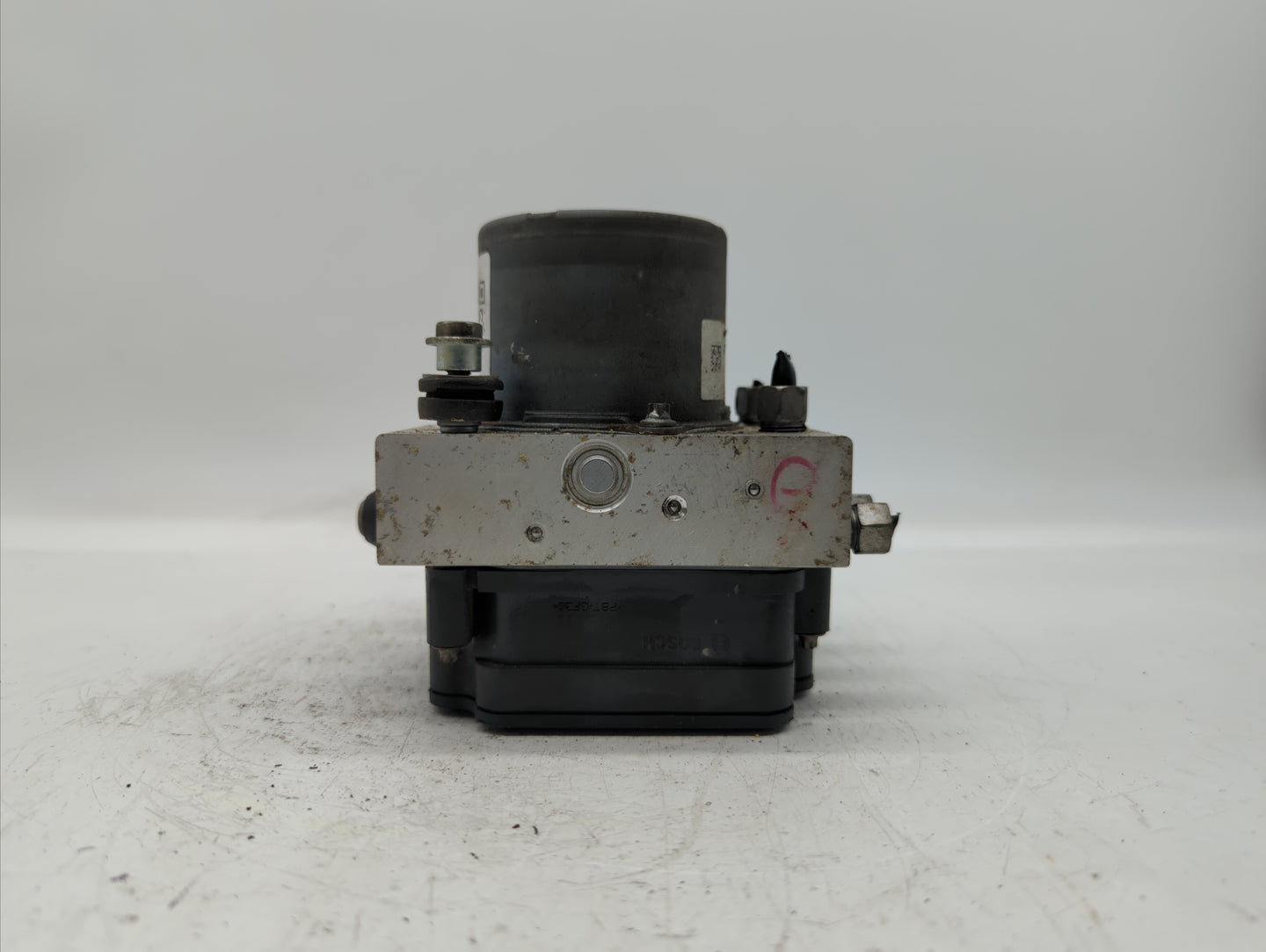 2014 Jeep Cherokee ABS Pump Control Module Replacement P/N:P04779899AF P04779899AG, 04779899AG, P04779899AI Fits OEM Used Au
