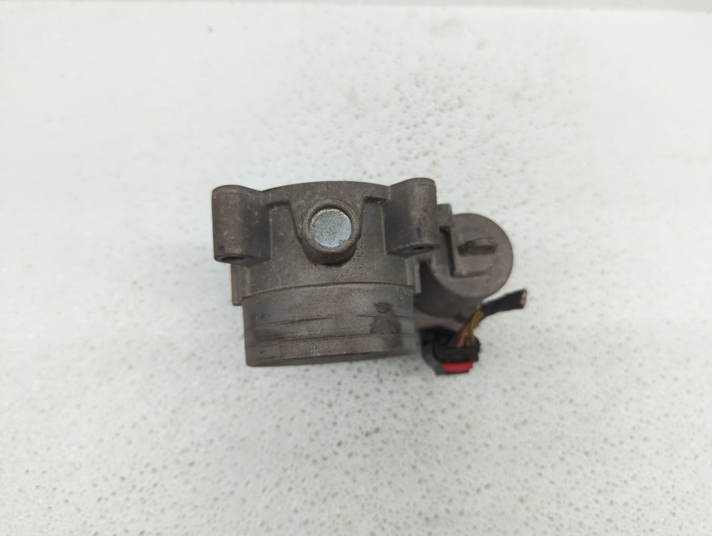 2014-2017 Jeep Cherokee Throttle Body P/N:04891970AB Fits Fits 2014 2015 2016 2017 2018 OEM Used Auto Parts - Oemusedautopar