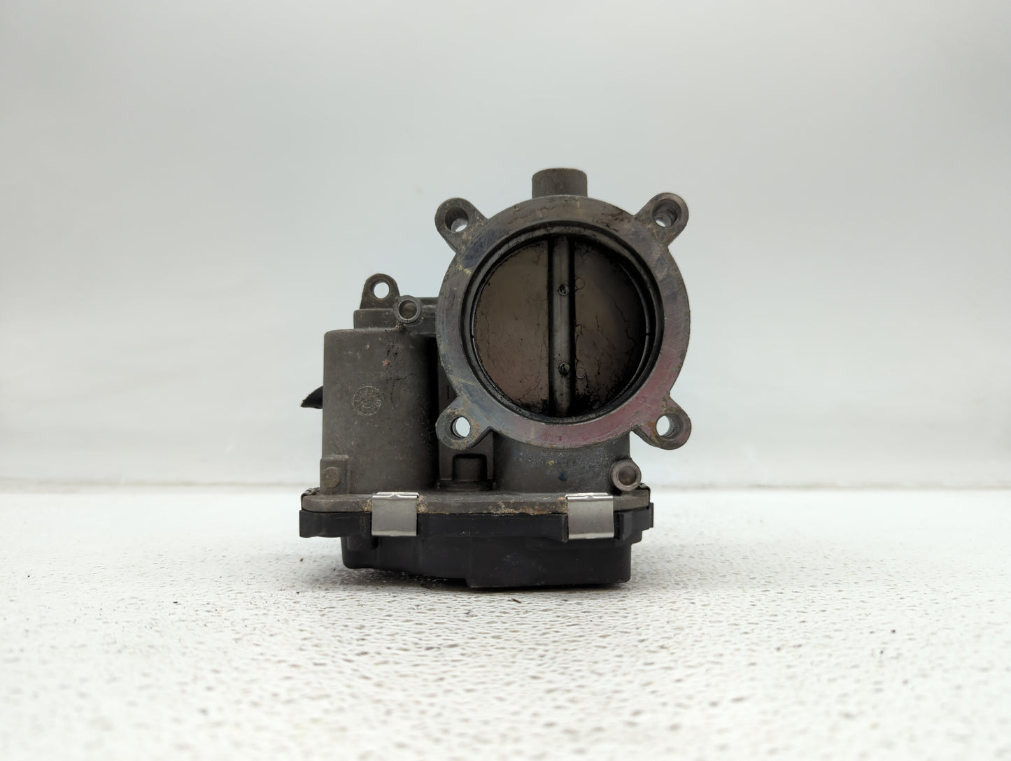 2014-2017 Jeep Cherokee Throttle Body P/N:04891970AB Fits Fits 2014 2015 2016 2017 2018 OEM Used Auto Parts - Oemusedautopar