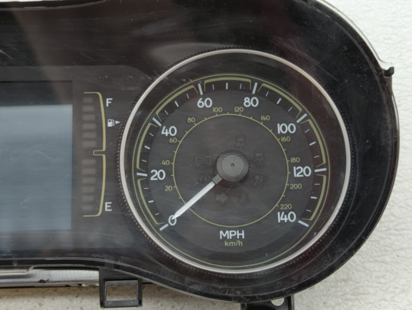2014 Jeep Cherokee Instrument Cluster Speedometer Gauges P/N:P68105888AH P68105889AH, P68105888AG Fits OEM Used Auto Parts -