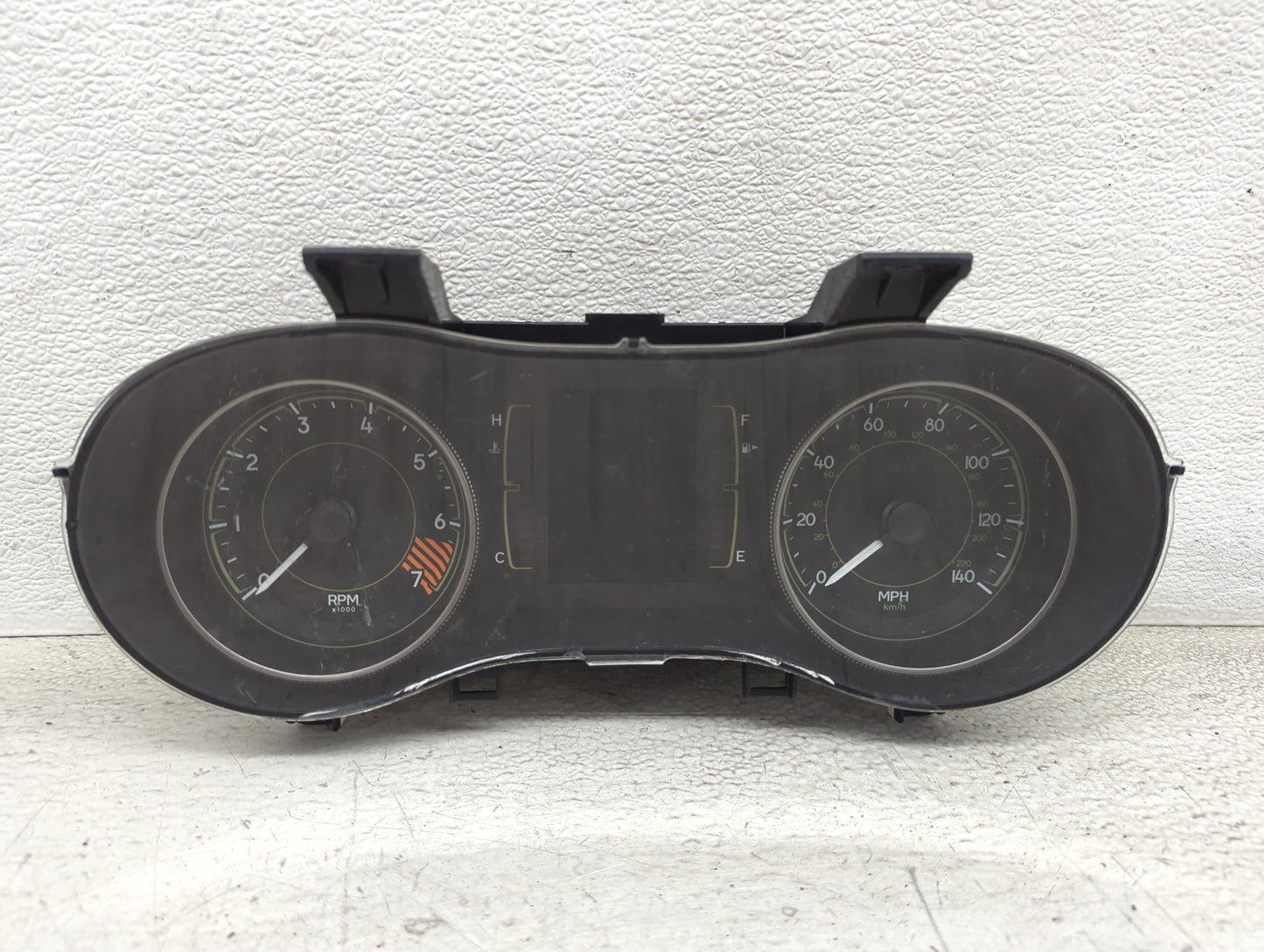 2014 Jeep Cherokee Instrument Cluster Speedometer Gauges P/N:P56054651AH A2C80949600 Miles: Fits OEM Used Auto Parts - Oemus